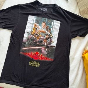 Star Wars Rise of Skywalker Her Universe Black TShirt M